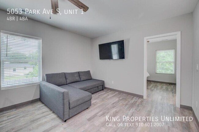 Building Photo - 5053 Park Ave