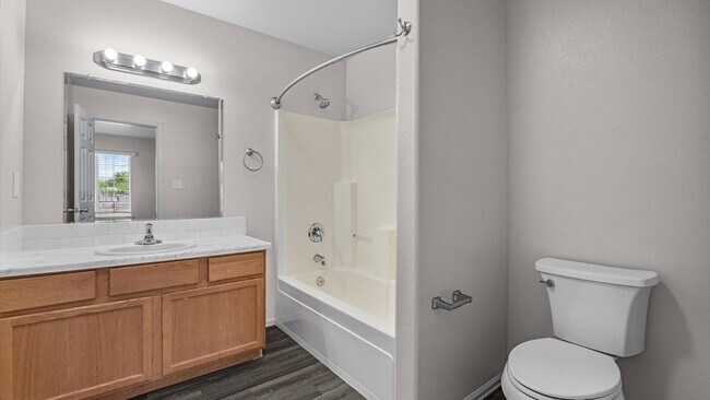 Building Photo - 2841 Morningside Ct