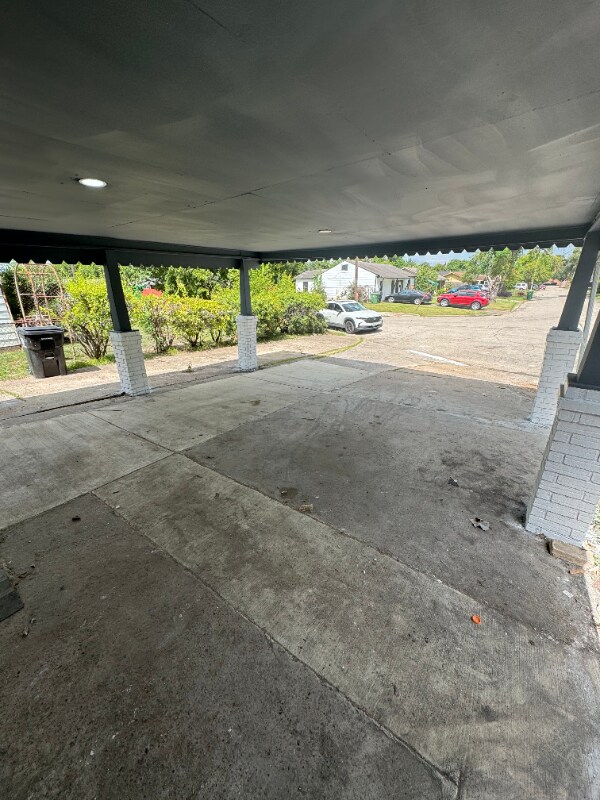 Building Photo - 1442 Silverdale St