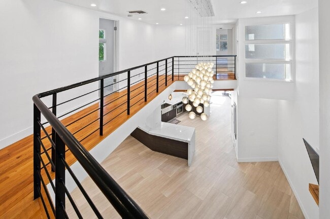 Building Photo - 702 Kettner Blvd