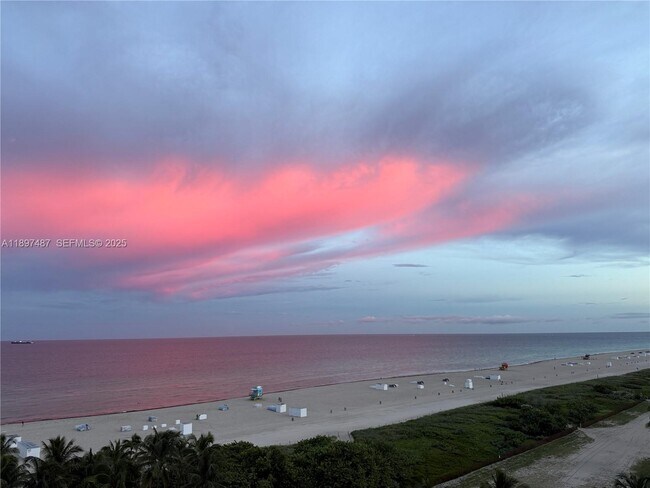 Building Photo - 1455 Ocean Dr