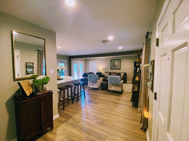 Building Photo - 4111 Hill Oak Dr