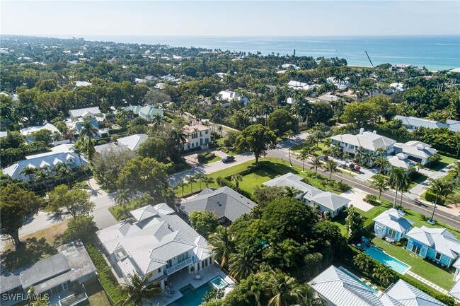 Building Photo - 339 4th Ave N