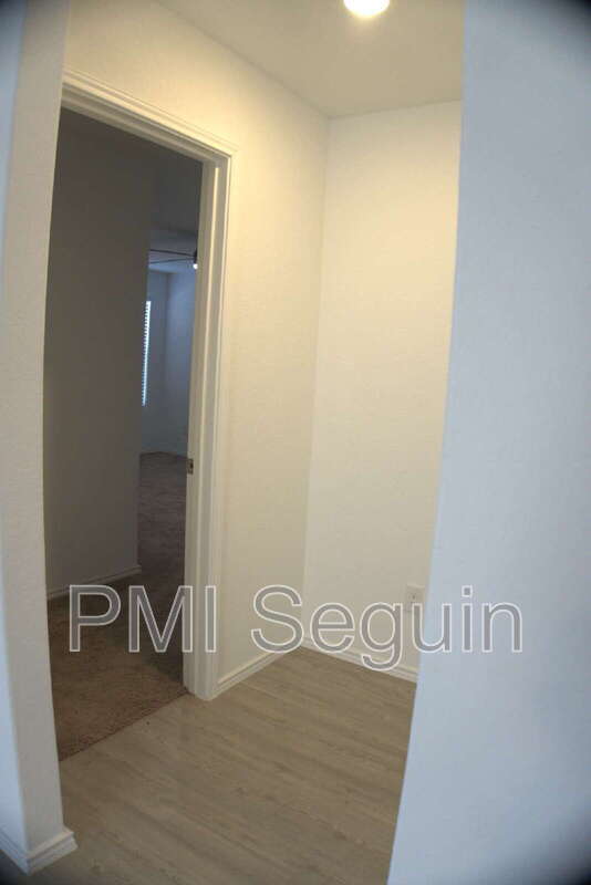 Building Photo - 809 Riviera Ct