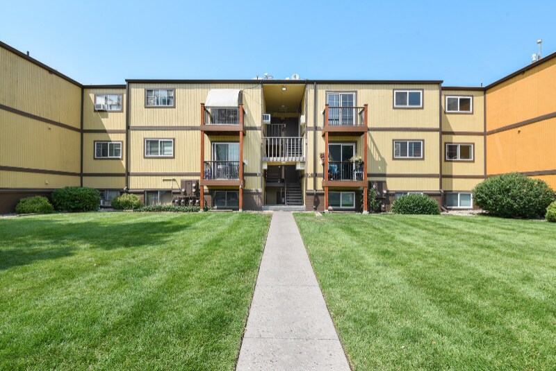 Building Photo - 16359 W 10th Ave