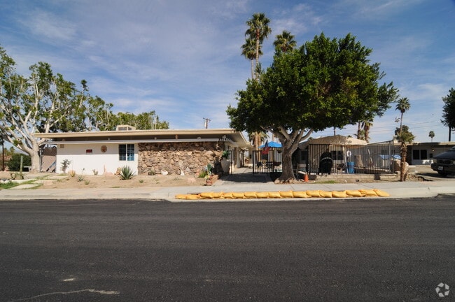 Building Photo - 37250 Bankside Dr