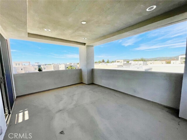 Building Photo - 106 Menkar