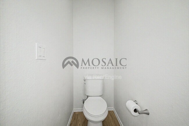 Building Photo - 2441 W Indigo Dr