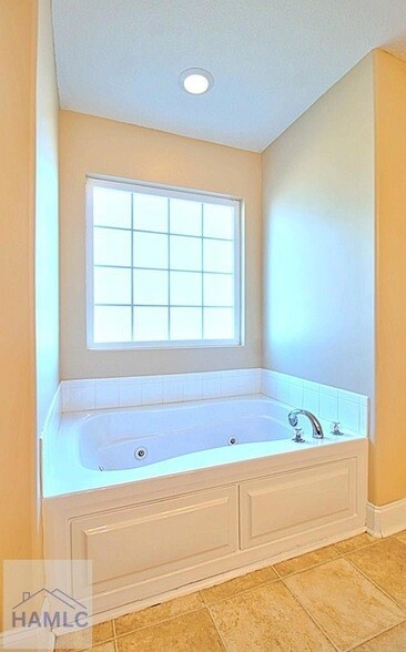 Building Photo - 381 Mancey Garrason Lp