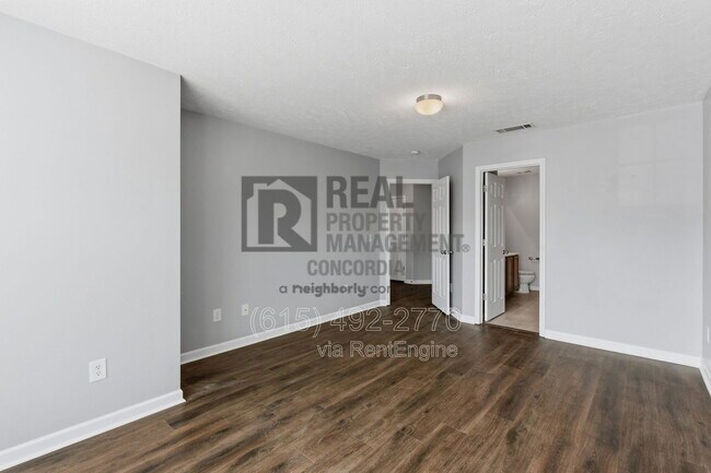 Building Photo - 1518 Hamden Dr