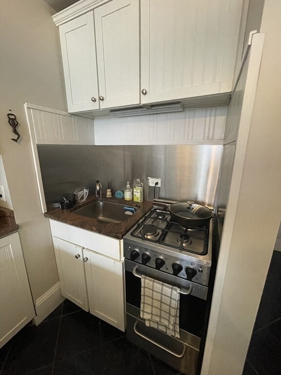 *Pictures are representative samples of the advertised unit. In some cases, the actual units you tou - 400 Marlborough St