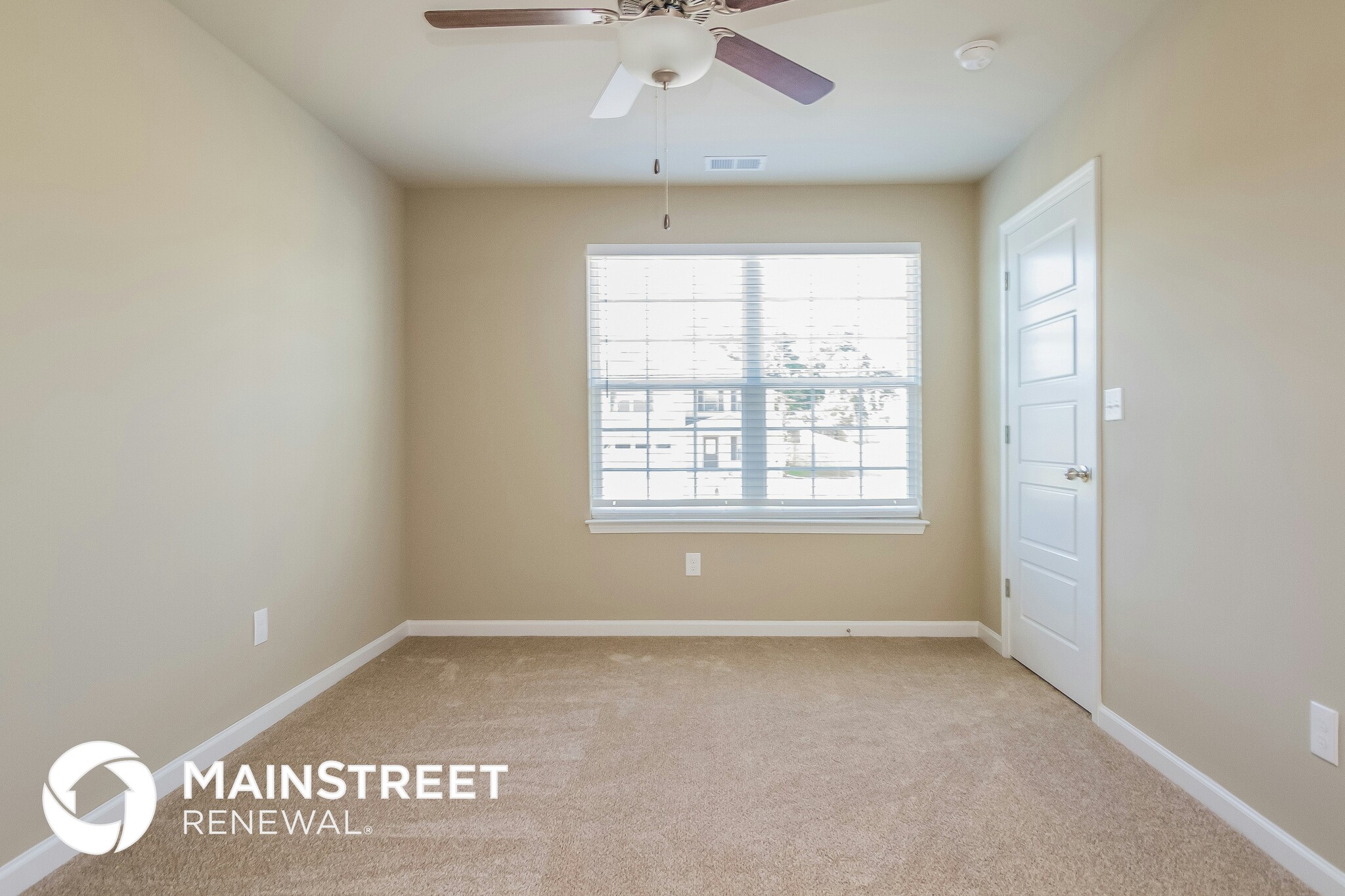 Building Photo - 726 Hollandale Rd