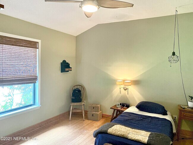Building Photo - 8699 Canopy Oaks Dr