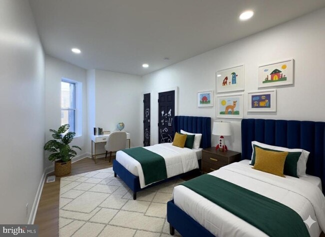 Building Photo - 5237 Greenway Ave