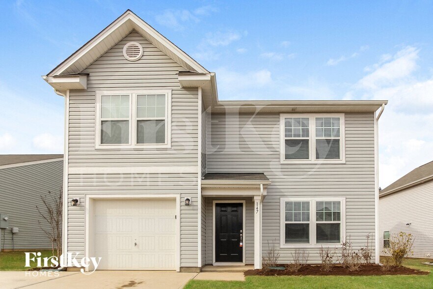 Building Photo - 147 Hidden Lakes Rd