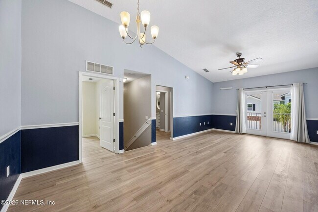 Building Photo - 201 Larkin Pl