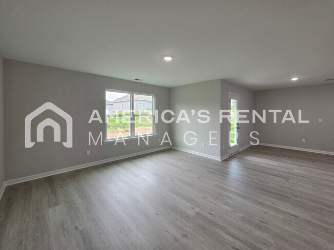 Building Photo - 10312 Bramlett Way