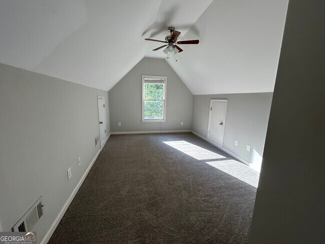 Building Photo - 5715 Red Maple Trce