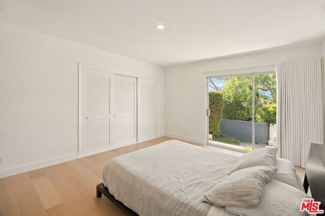 Building Photo - 650 N Tigertail Rd