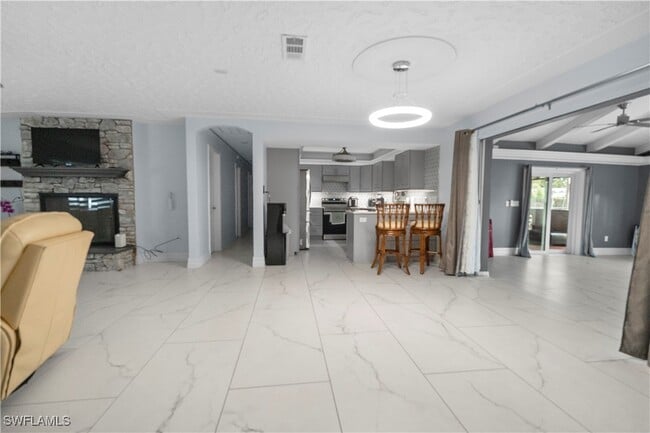 Building Photo - 3586 Croton Rd