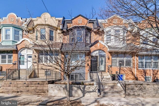 Building Photo - 4707 Sansom St