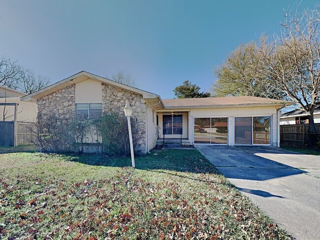 Primary Photo - 873 Beverly Dr