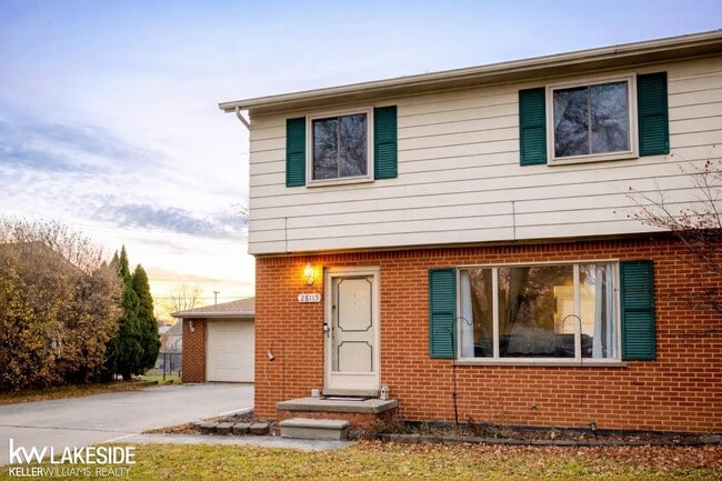 Building Photo - 28115 Little Mack Ave