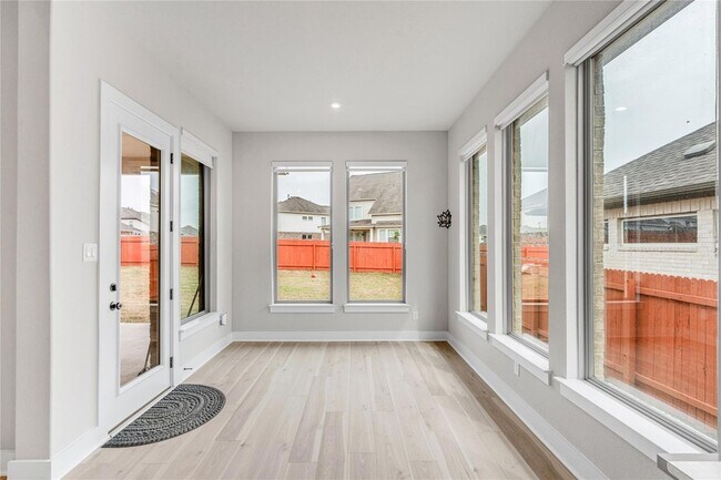 Building Photo - 213 Palatino Bnd