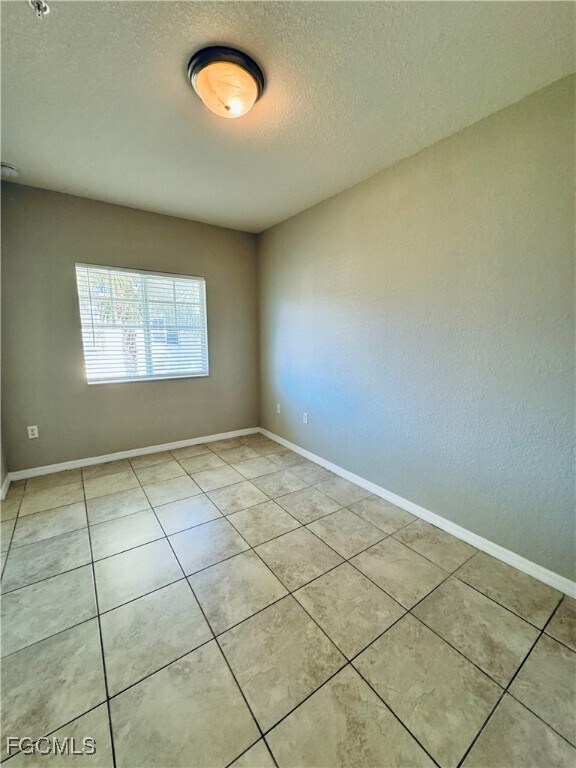 Building Photo - 13180 Bella Casa Cir