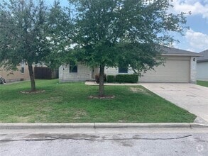 Building Photo - 411 Quail Hollow Dr