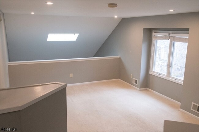 Building Photo - 55 Clarken Dr