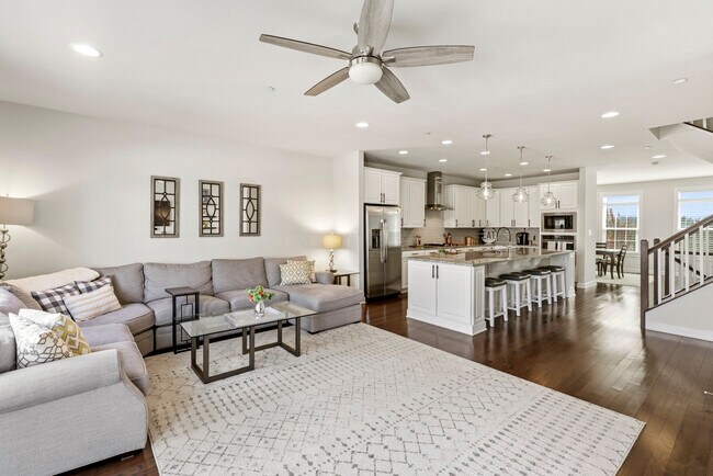 Building Photo - 5917 Glen Willow Wy