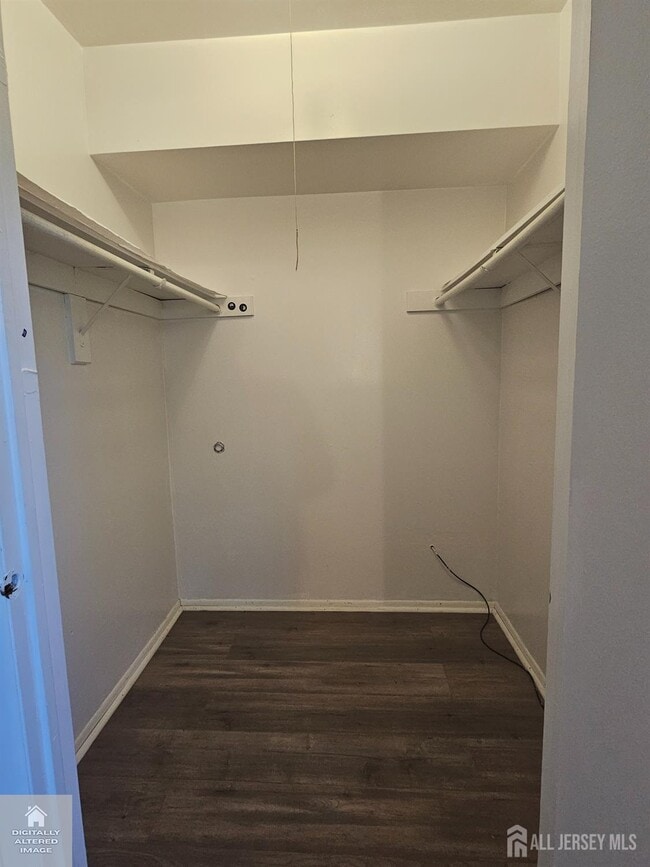 Building Photo - 2307 Aspen Dr
