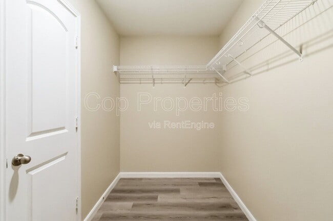 Building Photo - 15027 Harbor Lndg
