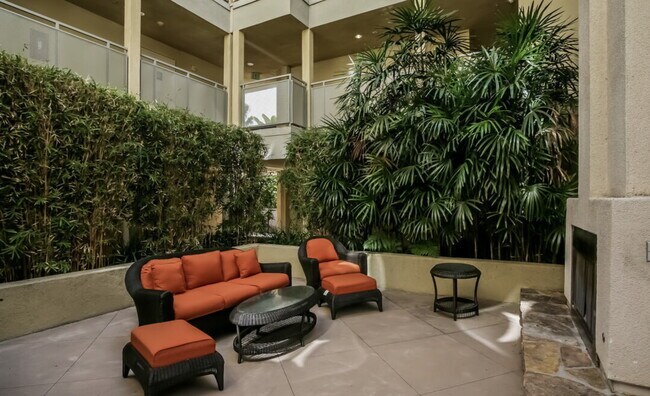 Building Photo - 13200 Pacific Promenade