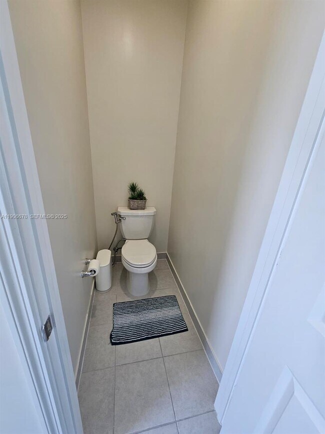 Building Photo - 12736 SW 215th Terrace