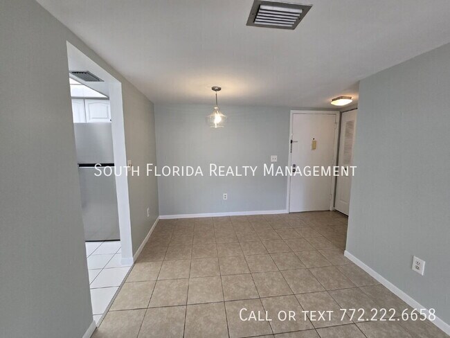 Building Photo - 950 S Kanner Hwy