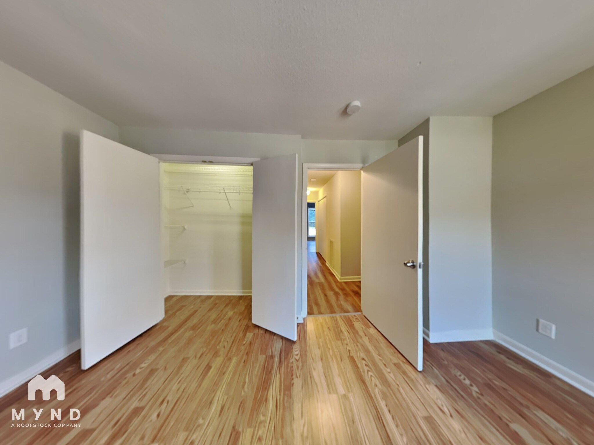 Building Photo - 137 Candlewick Dr