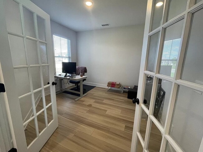 Building Photo - 2305 Sachi Ct