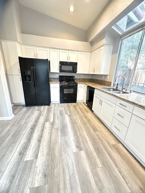 Building Photo - 5526 Cabrillo Way