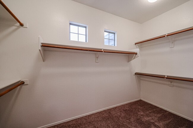 Building Photo - COMING SOON !! Spacious 4 Bed, 2.5 Bath 2 Story Home in Shadow Ridge Community/ Chandler