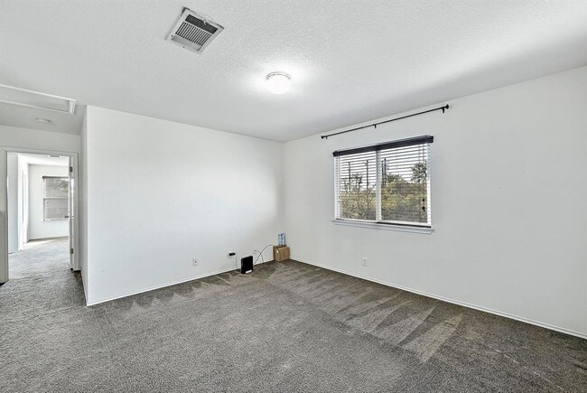 Building Photo - 102 Cannery Cove