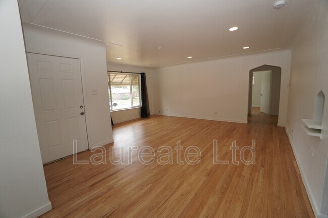 Building Photo - 3630 Holly St
