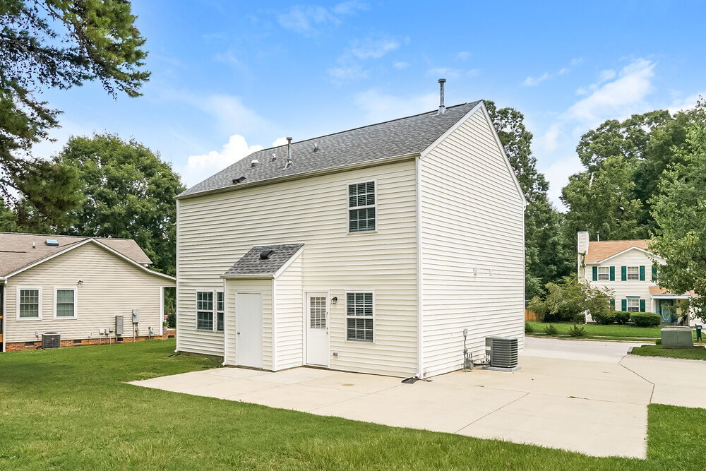 Building Photo - 3033 Slippery Elm Dr