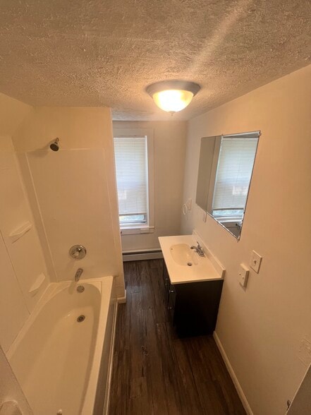 Building Photo - 18 Lovewell St