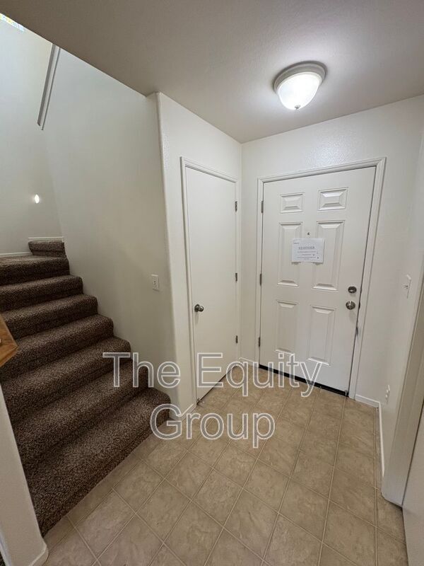 Building Photo - 4247 S Cindy Ct