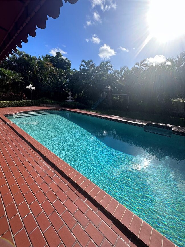 Building Photo - 2980 SW 111th Ave