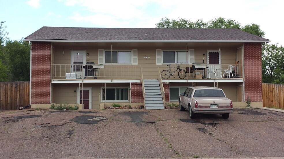 Building Photo - 6820 Western Pl