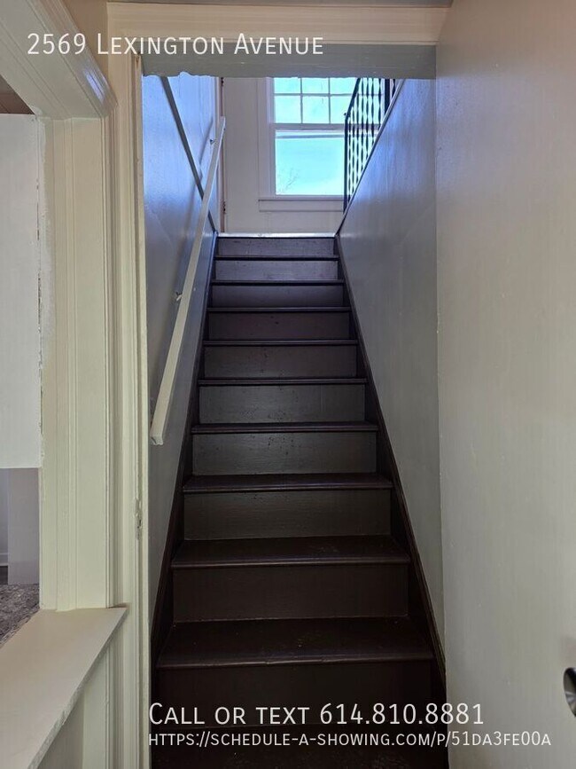 Building Photo - 2569 Lexington Ave