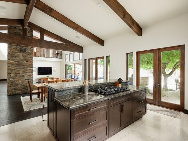 Building Photo - 3515 Via Loma Vista